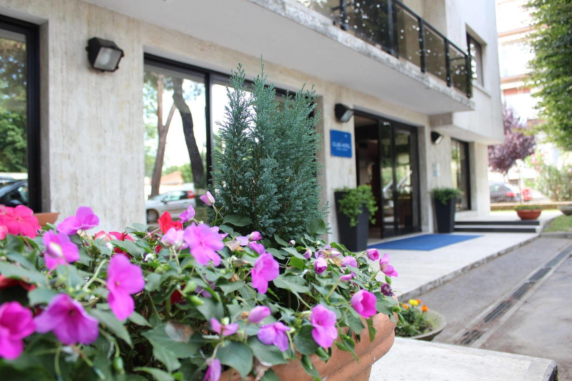 Club Hotel Mestre Esterno foto